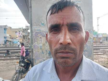 कोसली में निर्माणाधीन ओवरब्रिज। संवाद कोसली में निर्माणाधीन ओवरब्रिज। संवाद