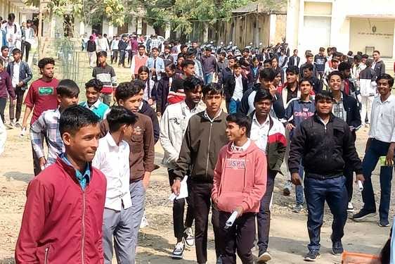 धुमेंद्र कुमार। धुमेंद्र कुमार।