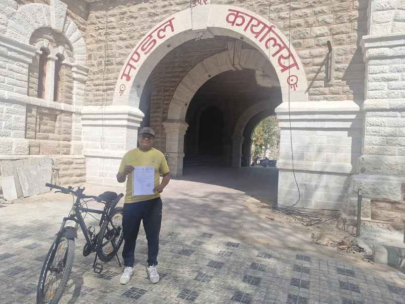 पर्यावरण जागरूकता के लिए साइकिल यात्रा कर अजमेर पहुंचे सेवानिवृत्ति रेलकर्मी
