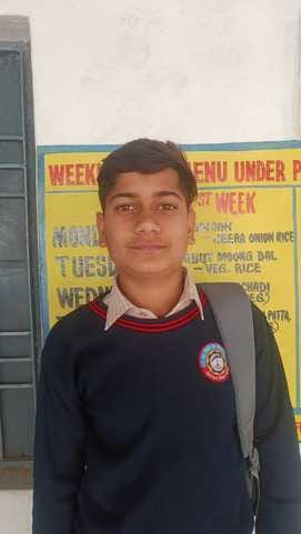 घुमारवीं में हिमाचल प्रदेश स्कूल शिक्षा बोर्ड की परीक्षा देकर बाहर आते विद्यार्थी । संवाद घुमारवीं में हिमाचल प्रदेश स्कूल शिक्षा बोर्ड की परीक्षा देकर बाहर आते विद्यार्थी । संवाद