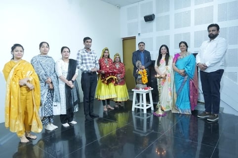 फोटो 33- सोनीपत के सीआरए कॉलेज में एनएसएस शिविर के समापन समारोह में हरियाणवी नृत्य की प्रस्तुति फोटो 33- सोनीपत के सीआरए कॉलेज में एनएसएस शिविर के समापन समारोह में हरियाणवी नृत्य की प्रस्तुति