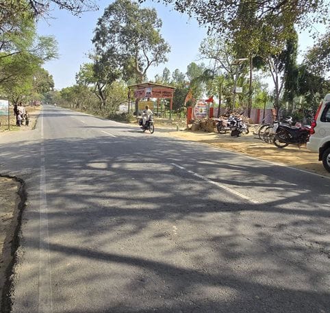 बदायूं कुवंरगांव मार्ग पर होगा सुधारात्मक कार्य। संवाद