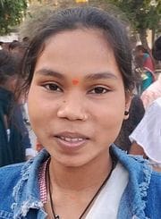 जीजीआईसी से परीक्षा देकर निकलते परीक्षार्थी। संवाद