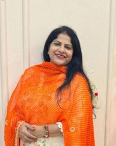 09जेएनडी37: मीना सैनी। स्वयं