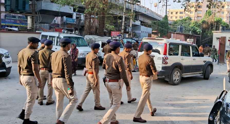 चौदह साल बाद कुख्यात गिरफ्तार चौदह साल बाद कुख्यात गिरफ्तार