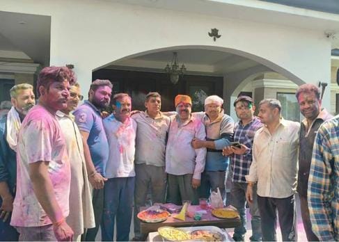 - ग्राम पंचायत अमरकोट के बेहड़ेवाला गांव में होली पर्व पर मनाते ग्रामीण: संवाद - ग्राम पंचायत अमरकोट के बेहड़ेवाला गांव में होली पर्व पर मनाते ग्रामीण: संवाद