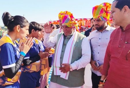 फोटो 18: सोनीपत के गांव चिरस्मी में सीनियर नेशनल स्टाइल कबड्डी प्रतियोगिता के दौरान खिलाड़ियों क फोटो 18: सोनीपत के गांव चिरस्मी में सीनियर नेशनल स्टाइल कबड्डी प्रतियोगिता के दौरान खिलाड़ियों क