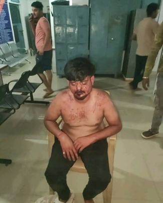 मारपीट घायल का वीडियो 