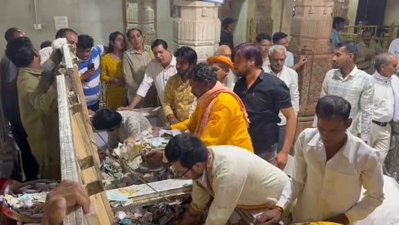 चित्तौड़गढ़ जिले के प्रख्यात कृष्णधाम श्री सांवलियाजी मंदिर में भंडार की गणना का कार्य पूरा।