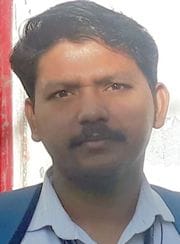 मधुबन कॉलोनी में सड़क पर हुआ जलभराव। संवाद मधुबन कॉलोनी में सड़क पर हुआ जलभराव। संवाद