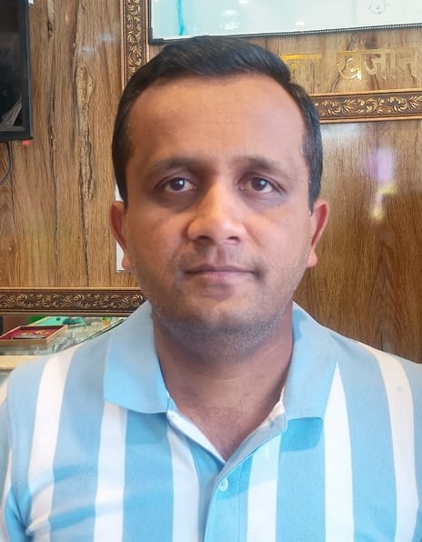 फोटो 10: जयंत कुमार, दुकानदार फोटो 10: जयंत कुमार, दुकानदार