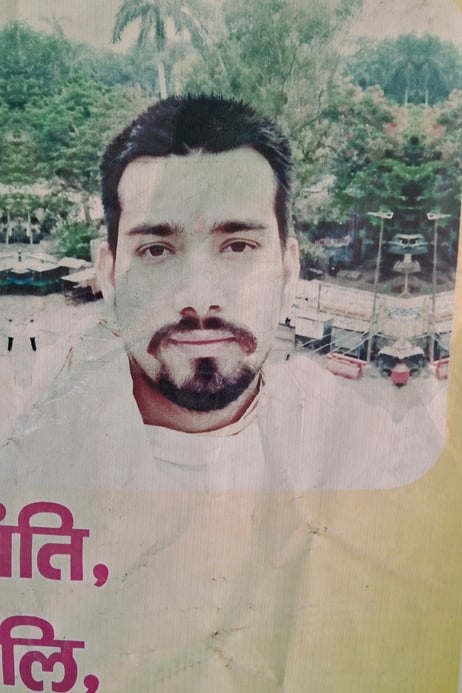फोटो 45- सोनीपत के खरखौदा में दुकानदार की हत्या के बाद थाना प्रभारी से हत्यारोपी की जल्द गिरफ्त