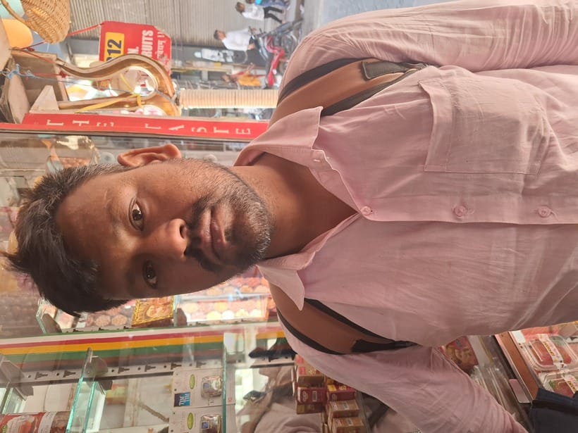 रघुनाथ बाजार बिजनेसमैन एसोसिएशन के पूर्व अध्यक्ष बल्देव खुल्लर। अमर उजाला