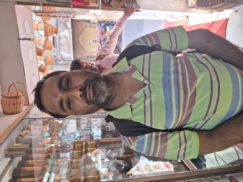 रघुनाथ बाजार बिजनेसमैन एसोसिएशन के पूर्व अध्यक्ष बल्देव खुल्लर। अमर उजाला