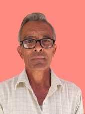 सहसवान सीएचसी में एक्सरे करते टेक्निशियन। स्रोत स्वास्थ्य विभाग
