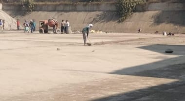 24सीटीके23 हिसार रोड स्थित आईडीसी कॉलोनी में नए जलघर को अंतिम रूप देते मजदूर। संवाद 24सीटीके23 हिसार रोड स्थित आईडीसी कॉलोनी में नए जलघर को अंतिम रूप देते मजदूर। संवाद