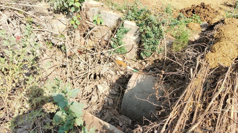 फोटो संख्या:-60 पानी के अभाव में सूखी पड़ी गांव माजरा स्थिति दौहान नदी---संवाद