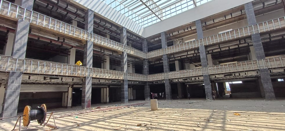 अंबाला जगाधरी राष्ट्रीय राजमार्ग स्थित निर्माणाधीन बैंक स्कवेयर। संवाद