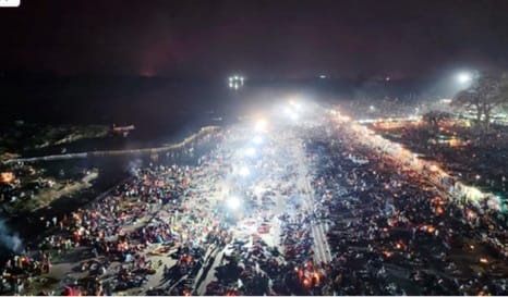 भूतड़ी अमावस्या पर आवली घाट पर रात से शुरू हो गया था स्नान करने का सिलसिला भूतड़ी अमावस्या पर आवली घाट पर रात से शुरू हो गया था स्नान करने का सिलसिला