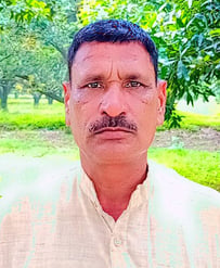 झिंझाना में  पटनी परतापुर  टोल प्लाजा की खबर से सम्बधित परिचर्चा फोटो  कांग्रेस नेता अश्वनी शर
