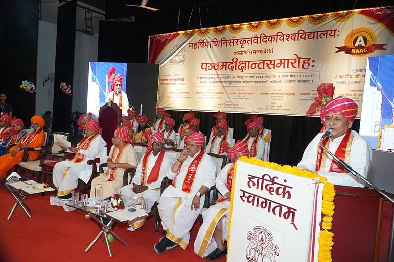 दीक्षांत समारोह में बोले राज्यपाल - समय और शिक्षा का सही उपयोग ही व्यक्ति को जीवन में सफल बनाता