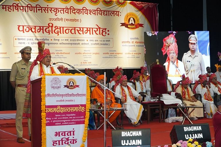 दीक्षांत समारोह में बोले राज्यपाल - समय और शिक्षा का सही उपयोग ही व्यक्ति को जीवन में सफल बनाता