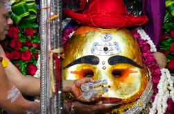 जानिए काल भैरव को क्यों लगाया जाता है शराब का भोग....? मंदिर को लेकर क्या है हैरान करने वाला रह