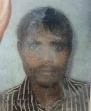 कुत्ते के हमले में घायल पुवायां के गांव जठियापुर के सुरजीत का पुत्र कायरव। स्रोत परिजन कुत्ते के हमले में घायल पुवायां के गांव जठियापुर के सुरजीत का पुत्र कायरव। स्रोत परिजन