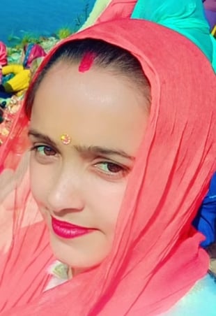 मीनाक्षी मीनाक्षी