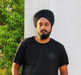 पलिया क्षेत्र में आंधी पानी से खराब हुई गेहूं की फसल। संवाद पलिया क्षेत्र में आंधी पानी से खराब हुई गेहूं की फसल। संवाद