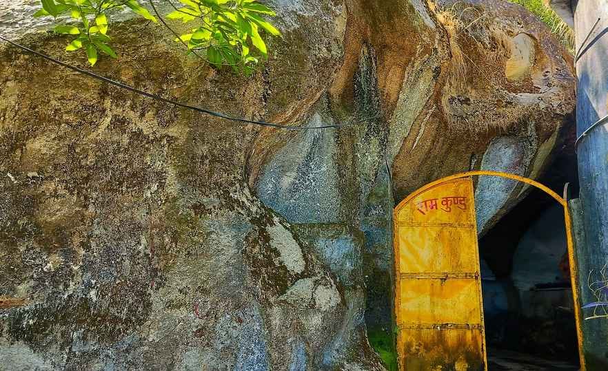 सिरोही। माउंटआबू स्थित प्राचीन राम कुंड। सिरोही। माउंटआबू स्थित प्राचीन राम कुंड।