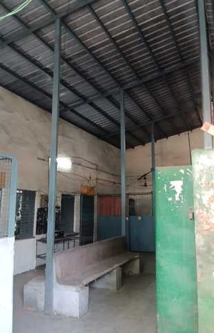 शहर के रोडवेज बस स्टैंड पर बंद पड़ी एलईडी।संवाद