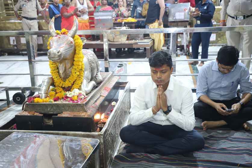 बाबा महाकाल ने रमाई भस्म। 