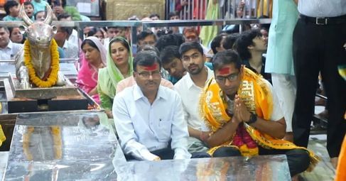 बाबा महाकाल ने रमाई भस्म। बाबा महाकाल ने रमाई भस्म।