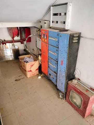 शाहजहांपुर के राजकीय मेडिकल कॉलेज का अस्थायी संकरा गेट। संवाद शाहजहांपुर के राजकीय मेडिकल कॉलेज का अस्थायी संकरा गेट। संवाद