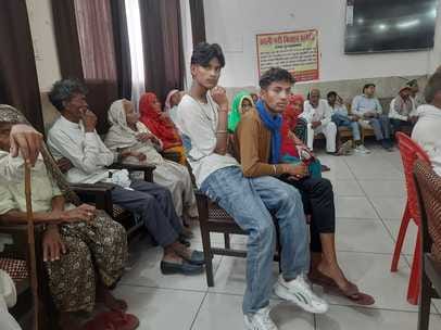 जिला पंचायत सभागार में खड़े होकर किसान दिवस में शामिल हुए किसान : ब्यूरो जिला पंचायत सभागार में खड़े होकर किसान दिवस में शामिल हुए किसान : ब्यूरो
