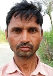 उसहैत में अधूरा पड़ा ओवर हेड टैंक का निर्माण। संवाद