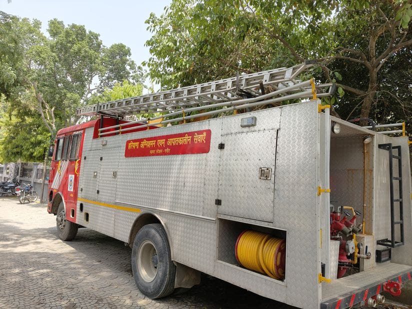 फोटो 25: सोनीपत के गोहाना से वापस गन्नौर दमकल केंद्र में भेजी गई गाड़ी। संवाद फोटो 25: सोनीपत के गोहाना से वापस गन्नौर दमकल केंद्र में भेजी गई गाड़ी। संवाद