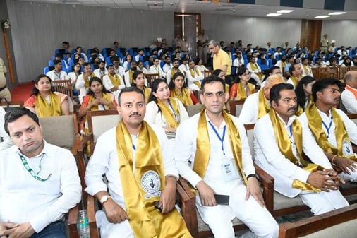कुरुक्षेत्र। श्रीकृष्ण आयुष विश्वविद्यालय में आयोजित प्रथम दीक्षांत समारोह को संबोधित करते राज कुरुक्षेत्र। श्रीकृष्ण आयुष विश्वविद्यालय में आयोजित प्रथम दीक्षांत समारोह को संबोधित करते राज