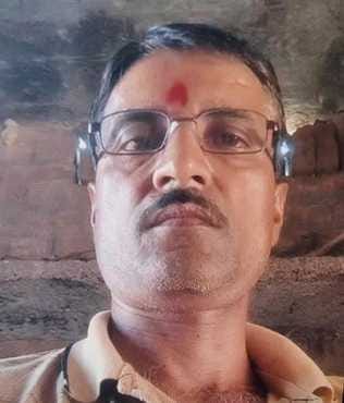 इसी बस से टक्कर हुई