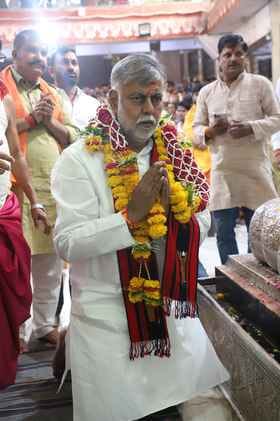 आज कुछ ऐसे हुई भस्मारती। 