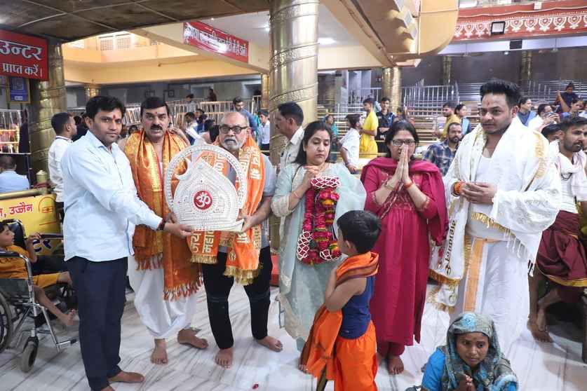 भस्म आरती में कुछ ऐसे सजे बाबा महाकाल। 