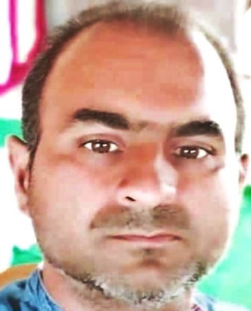 देहरा में आतंकवाद का पुतला फूंकते समय नारेबाजी करते हुए लोग और पूर्व विधायक होशियार सिंह। स्रो देहरा में आतंकवाद का पुतला फूंकते समय नारेबाजी करते हुए लोग और पूर्व विधायक होशियार सिंह। स्रो