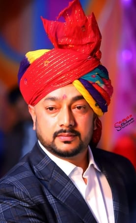 देहरा में आतंकवाद का पुतला फूंकते समय नारेबाजी करते हुए लोग और पूर्व विधायक होशियार सिंह। स्रो देहरा में आतंकवाद का पुतला फूंकते समय नारेबाजी करते हुए लोग और पूर्व विधायक होशियार सिंह। स्रो