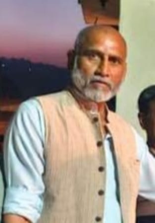 देहरा में आतंकवाद का पुतला फूंकते समय नारेबाजी करते हुए लोग और पूर्व विधायक होशियार सिंह। स्रो देहरा में आतंकवाद का पुतला फूंकते समय नारेबाजी करते हुए लोग और पूर्व विधायक होशियार सिंह। स्रो
