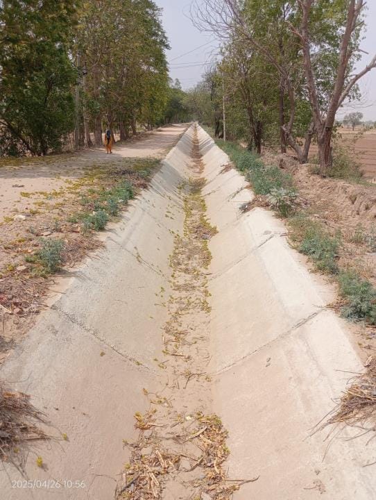 चोपटा में जलघर की सूखी पड़ी डिग्गी । संवाद