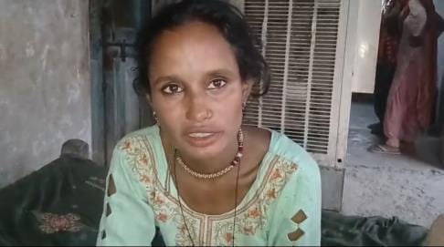 डबवाली के गांव शेरगढ़ में झोपड़ी में लगी आग। संवाद। डबवाली के गांव शेरगढ़ में झोपड़ी में लगी आग। संवाद।
