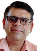 नीरज पाठक, रजिस्ट्रार नीरज पाठक, रजिस्ट्रार