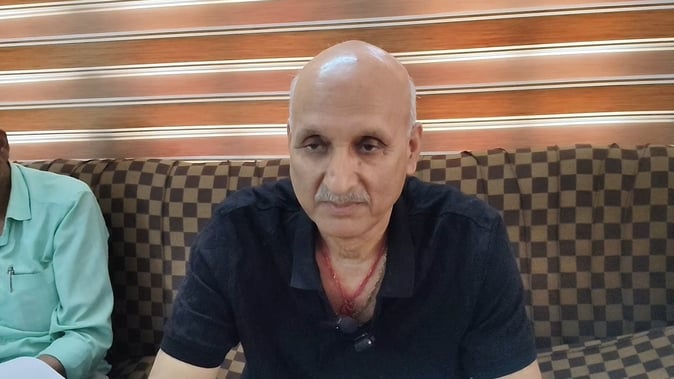 कथावाचक पंडित प्रदीप मिश्रा। फोटो - अमर उजाला डिजिटल