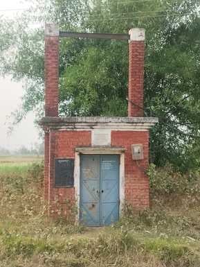 रहमतपुर सरकारी नलकूप का हाल। संवाद रहमतपुर सरकारी नलकूप का हाल। संवाद